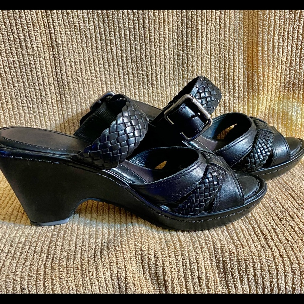 Nurture heel sandals